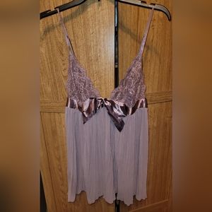 Victoria's secret mauve sleep/lingerie top L